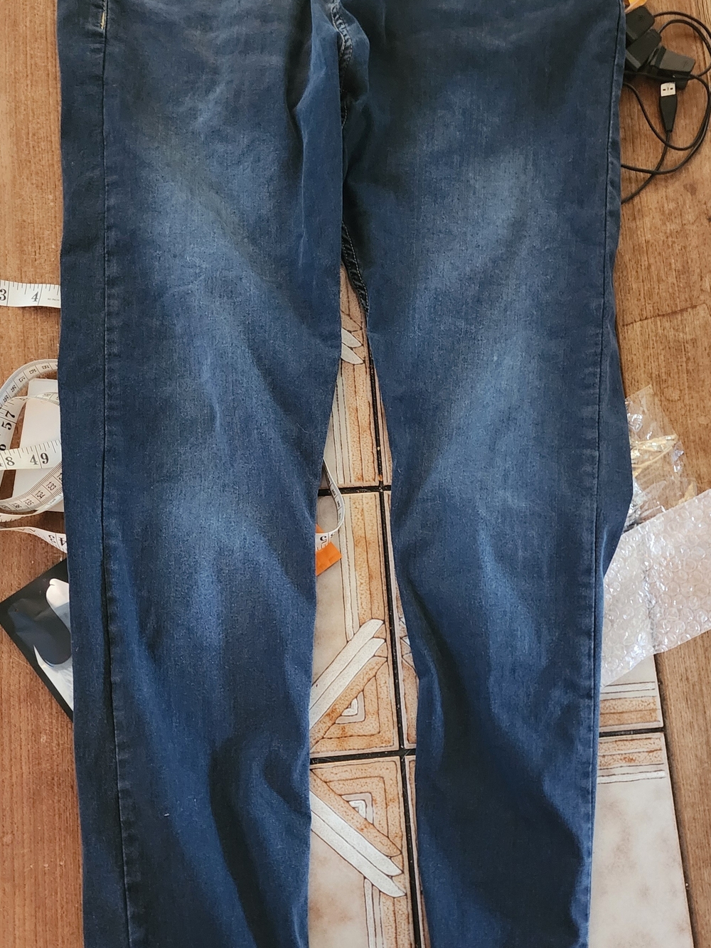 Lot Of 4 Mens Jeans Size 34 X 32 Levis, Kenneth Cole Nickel & Iron Calvin Klein - Picture 12 of 16